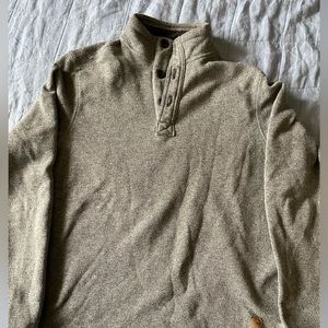 Small Bass pull over sweater
